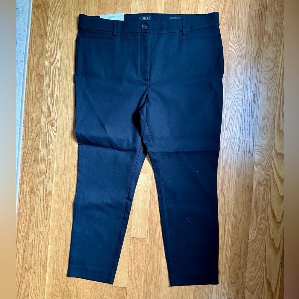 NWT!! LOFT The Perfect Skinny Petite Pants in Black size 16 Petite